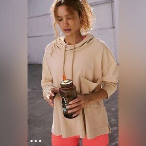 FP Movement Hot Shot Hooded Layer - XS